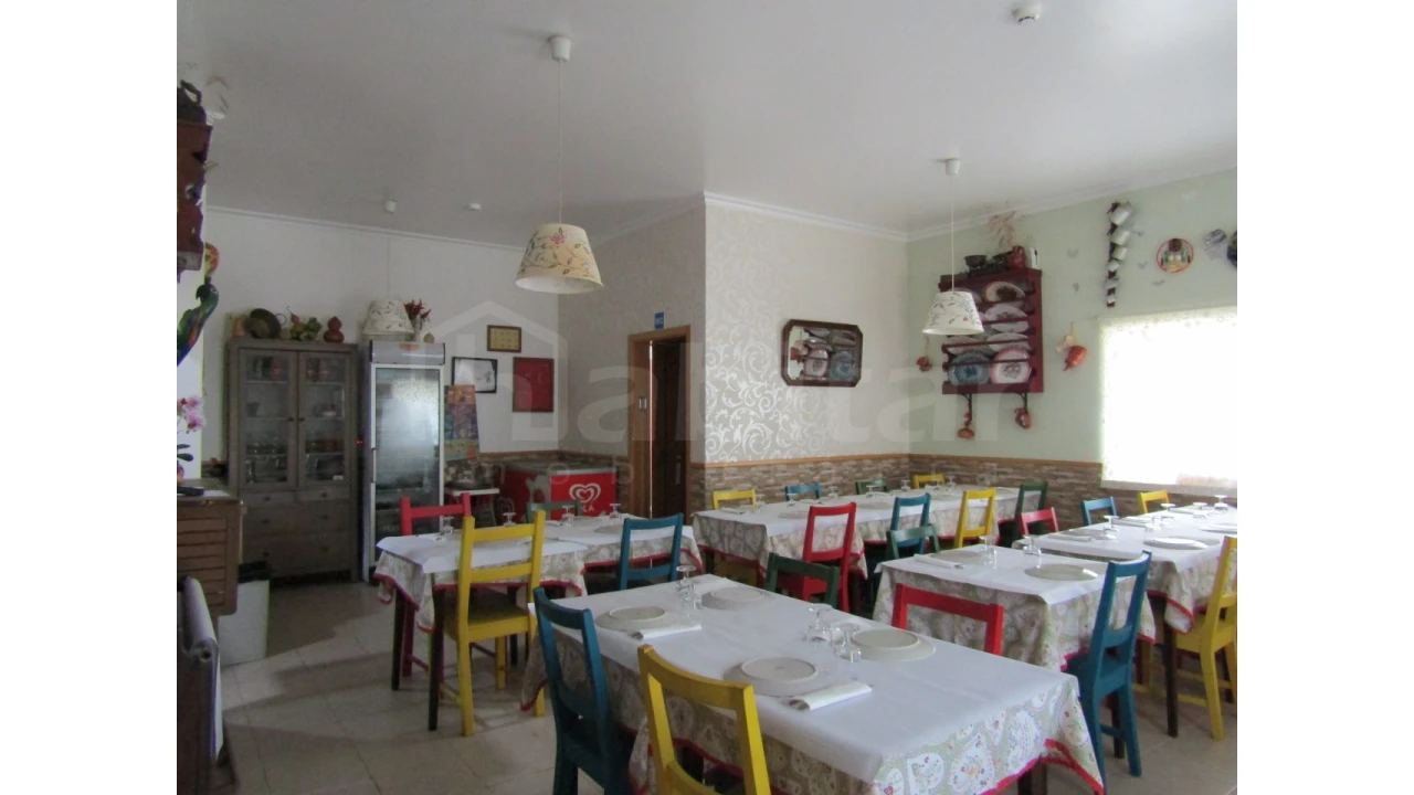 Moradia T6 para Venda em Benavente Foto 16