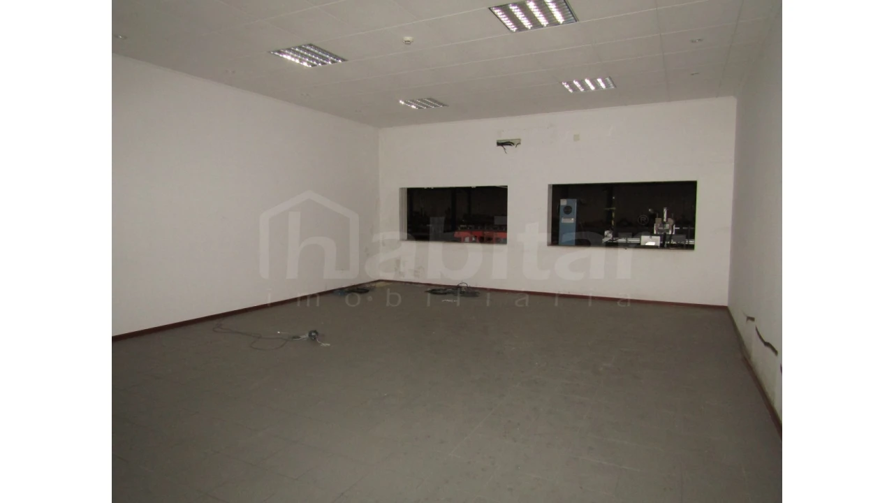 Armazém para Venda em Muge Foto 23