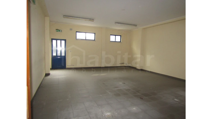 Armazém para Venda em Muge Foto 11