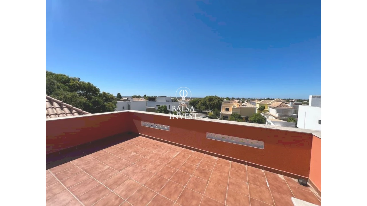 Moradia T6 para Venda em Tavira (Santa Maria e Santiago) Foto 2