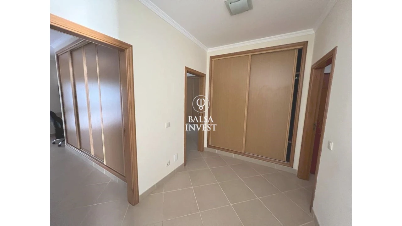 Moradia T6 para Venda em Tavira (Santa Maria e Santiago) Foto 26