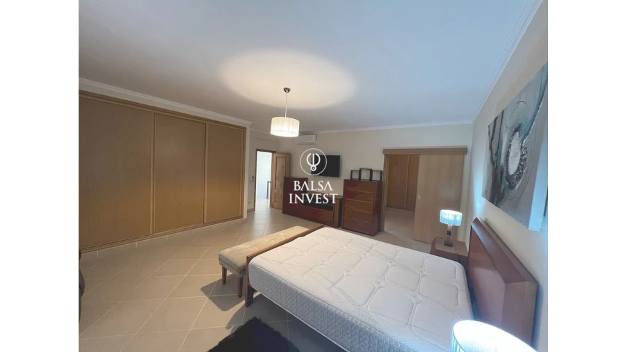 Moradia T6 para Venda em Tavira (Santa Maria e Santiago) Foto 27