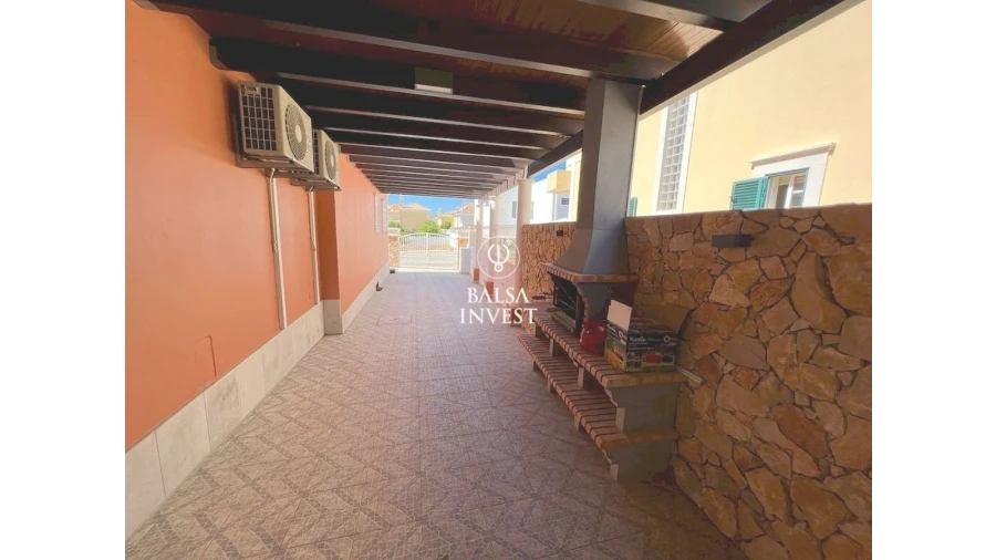 Moradia T6 para Venda em Tavira (Santa Maria e Santiago) Foto 9