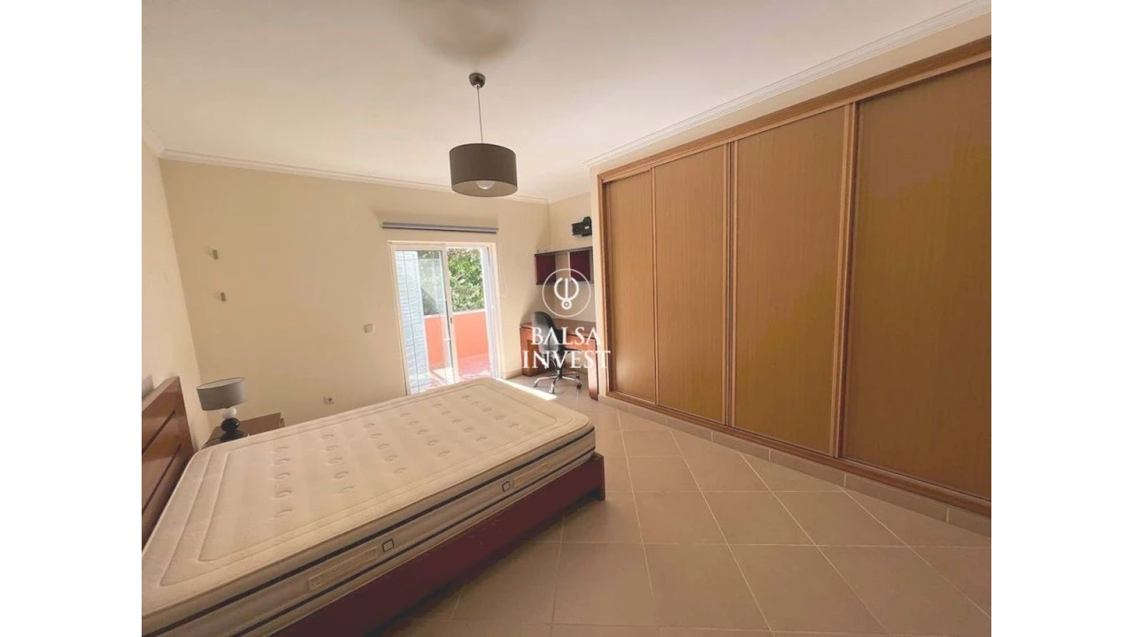 Moradia T6 para Venda em Tavira (Santa Maria e Santiago) Foto 18