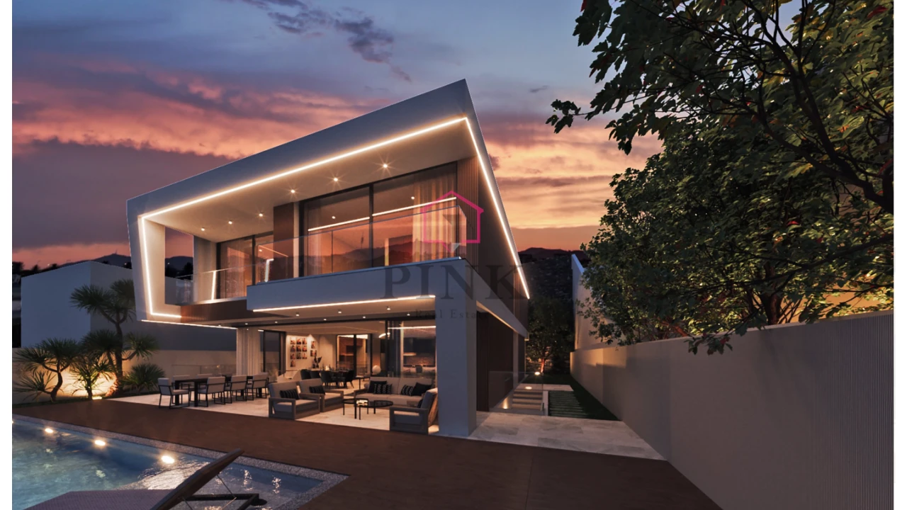 Moradia T4 para Venda em Funchal (Se) Foto 18