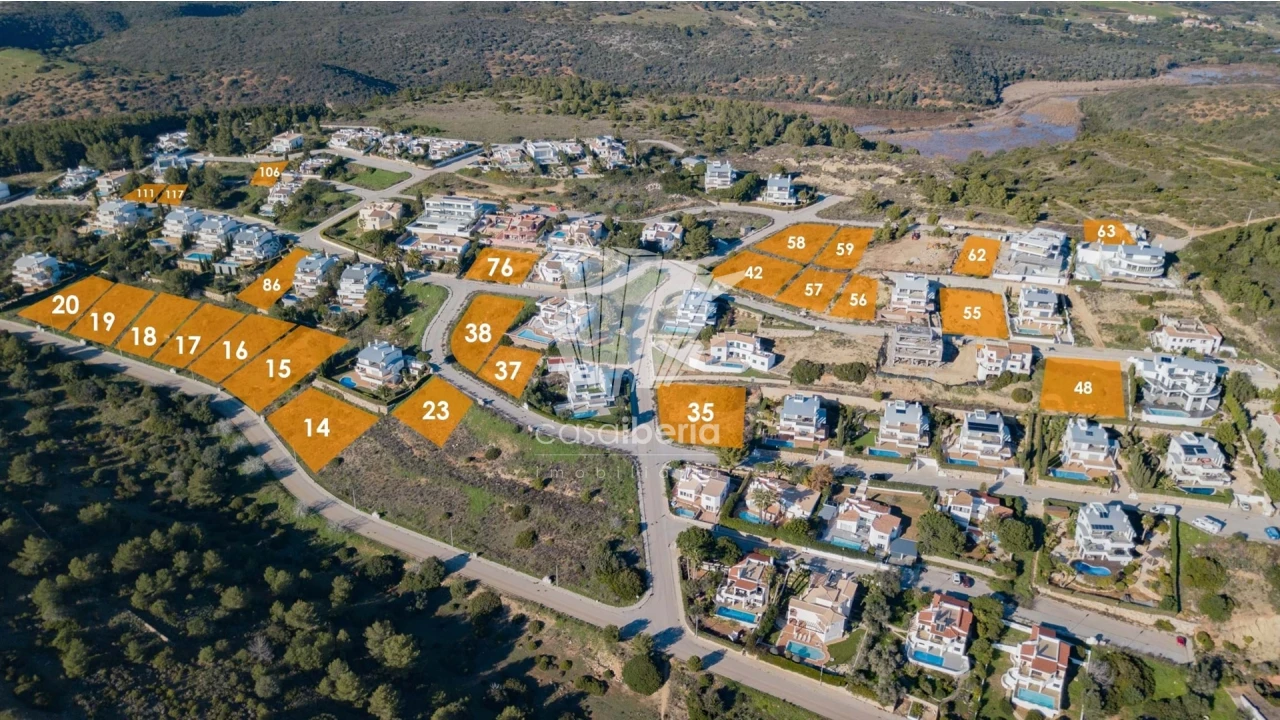Terreno para Venda em Budens Foto 10