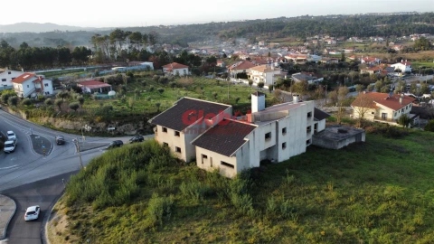 Terreno para Venda em São João de Lourosa
