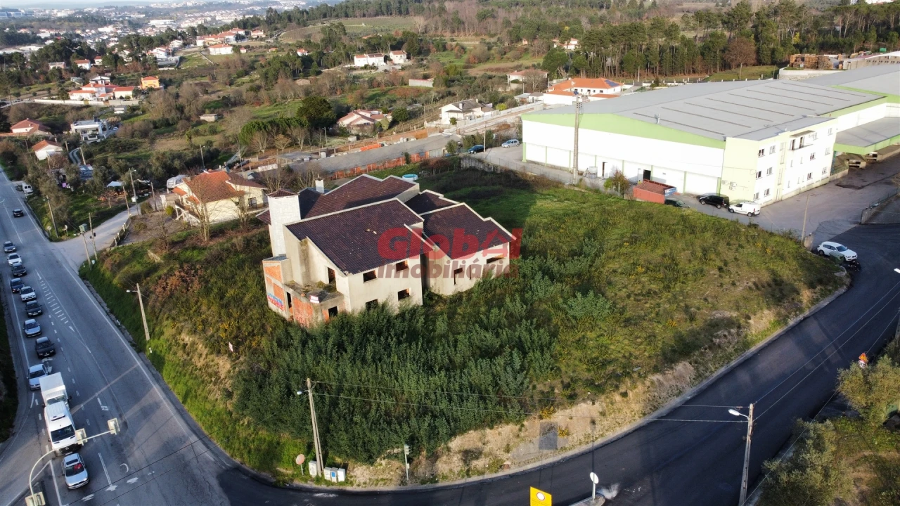 Terreno para Venda em São João de Lourosa Foto 4