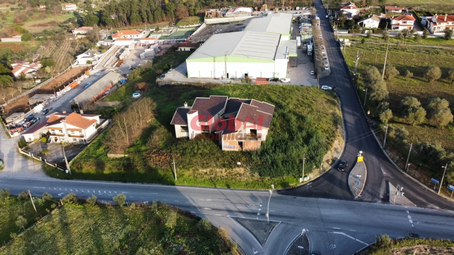 Terreno para Venda em São João de Lourosa Foto 9