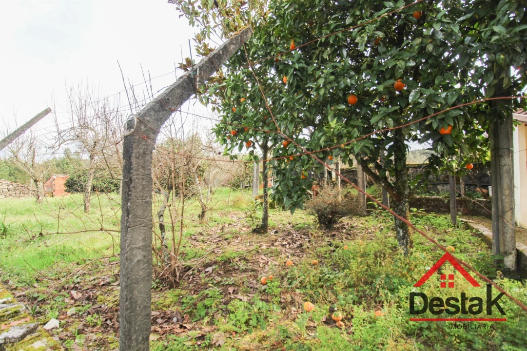 Moradia T3 para Venda em Arcozelo das Maias Foto 27