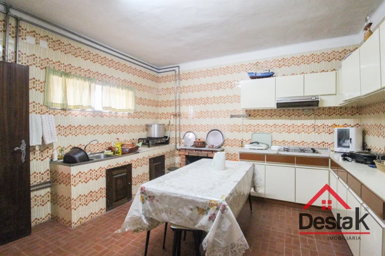 Moradia T3 para Venda em Arcozelo das Maias Foto 22