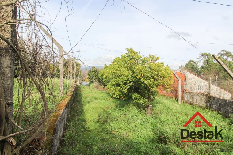 Moradia T3 para Venda em Arcozelo das Maias Foto 10