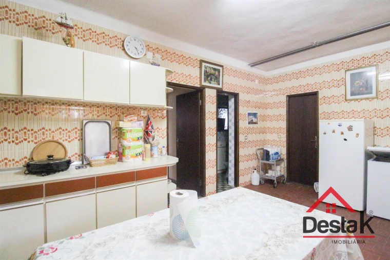 Moradia T3 para Venda em Arcozelo das Maias Foto 21