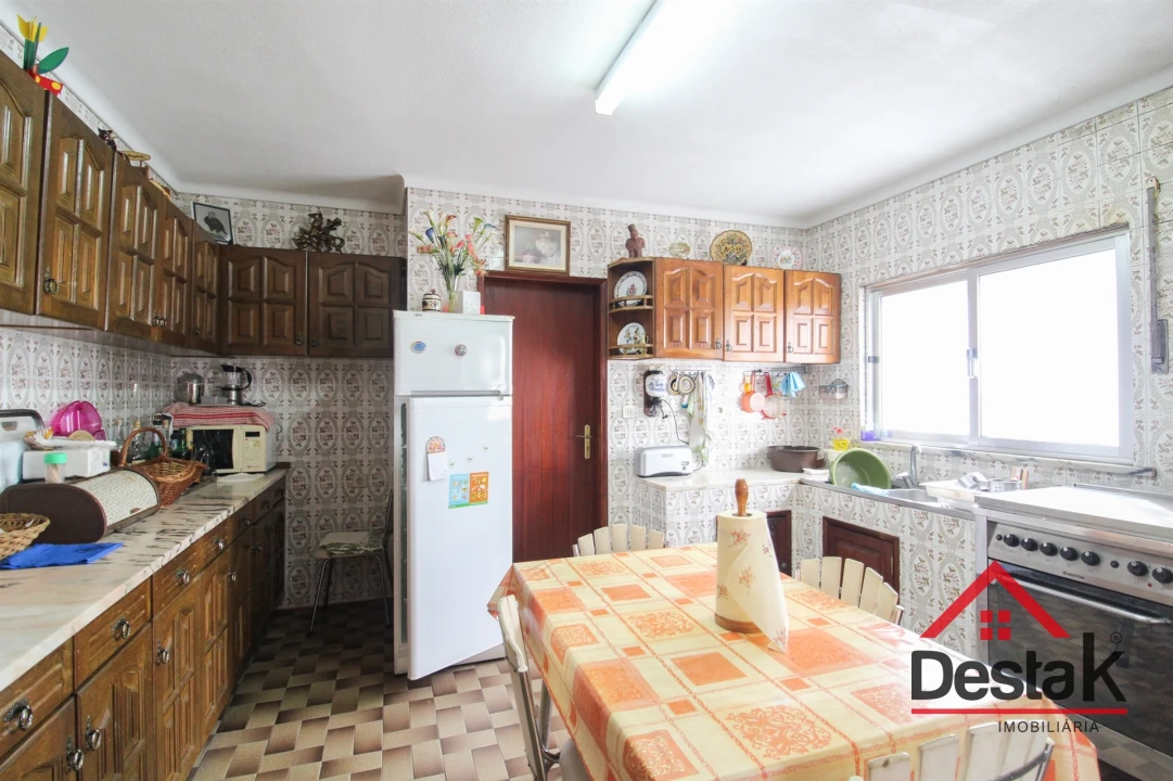 Moradia T3 para Venda em Arcozelo das Maias Foto 14