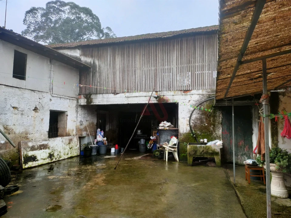 Moradia T5 para Venda em Nevogilde Foto 1