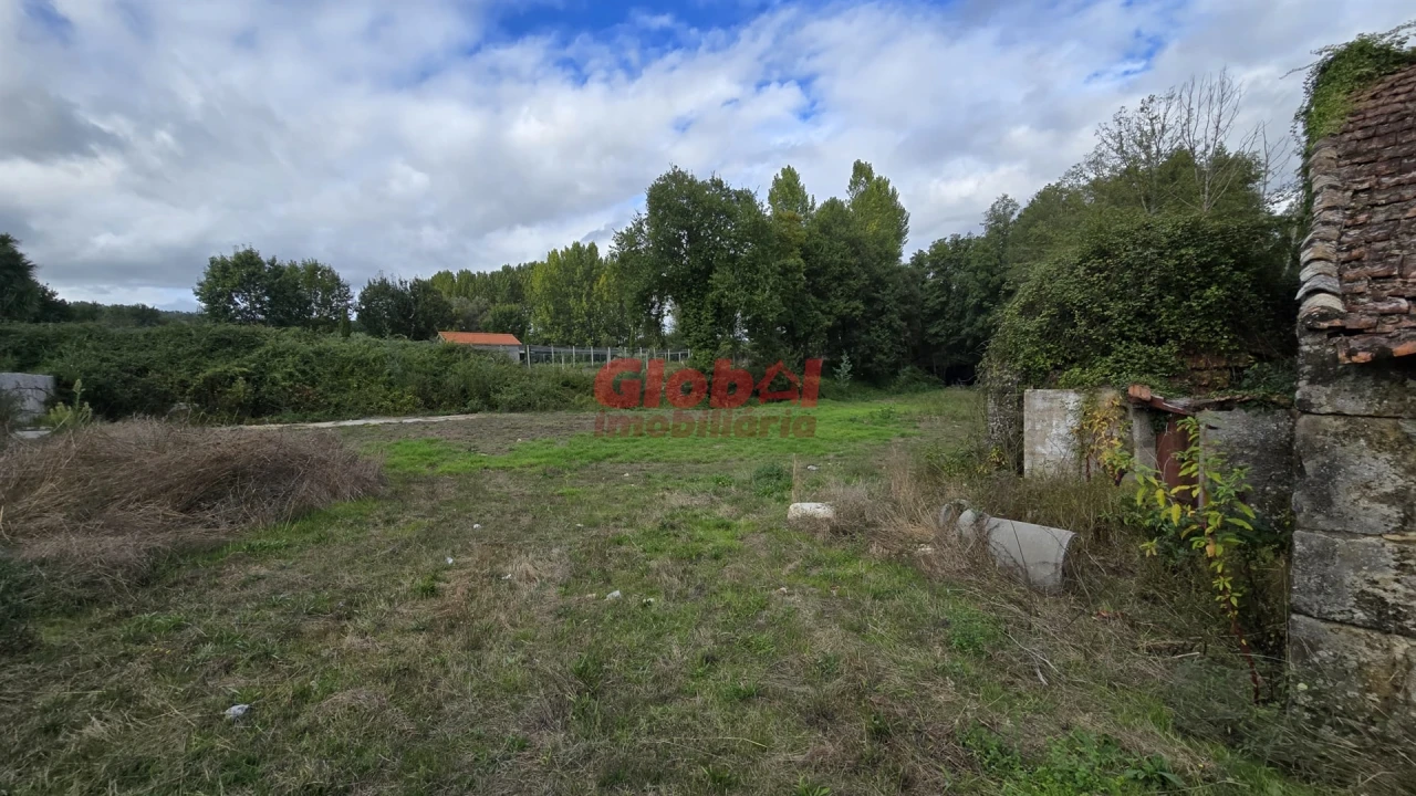 Terreno para Venda em Fragosela Foto 4