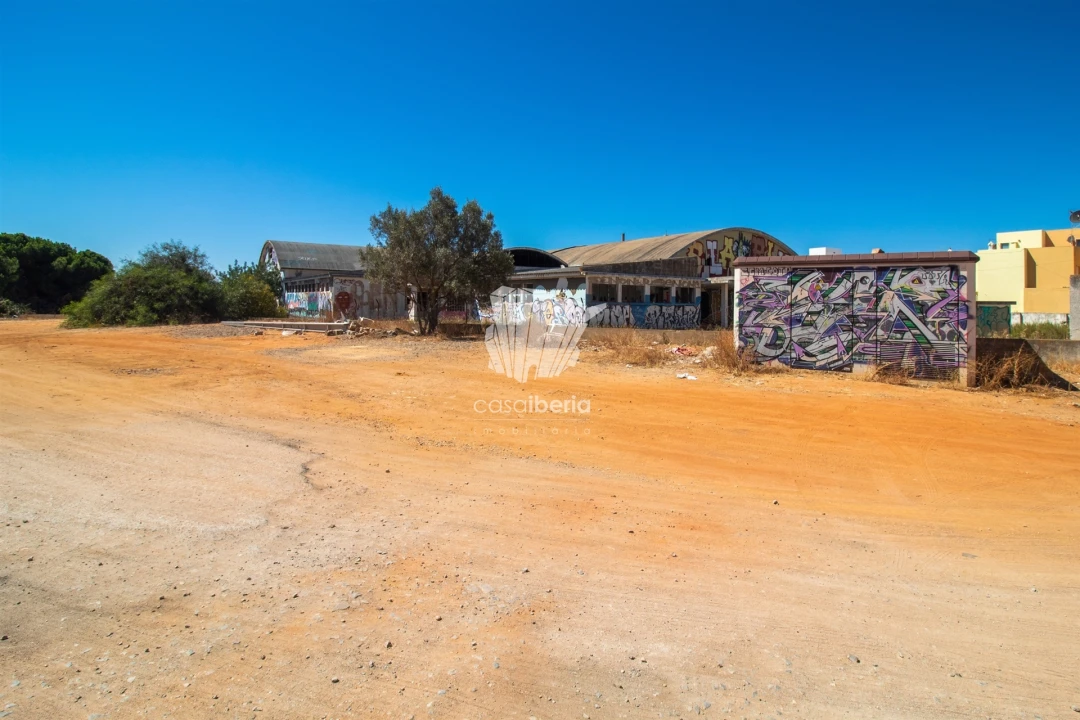 Terreno para Venda em Quelfes Foto 9