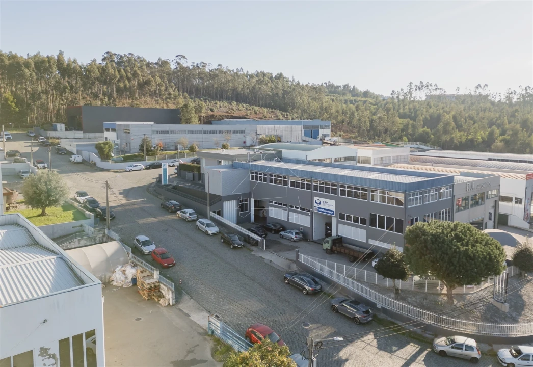 Negócio para Venda em São João de Ver Foto 1