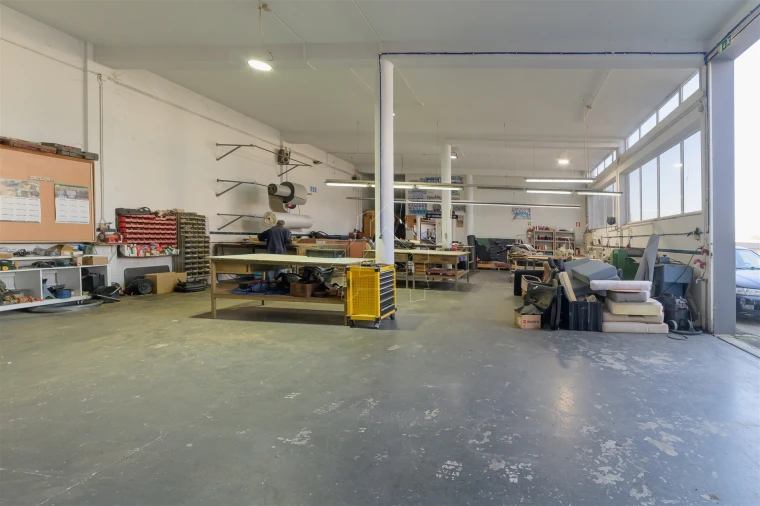 Negócio para Venda em São João de Ver Foto 6