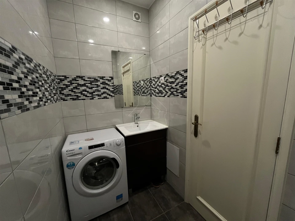 Apartamento T2 para Venda em Esmoriz Foto 9