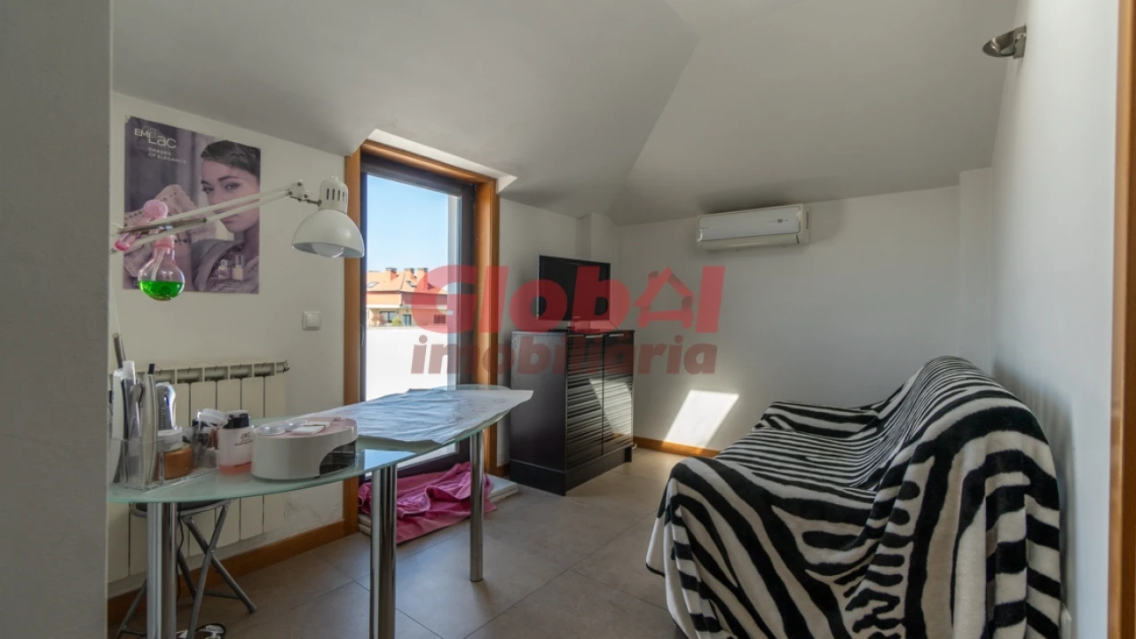 Apartamento T2 para Venda em Viseu Foto 10