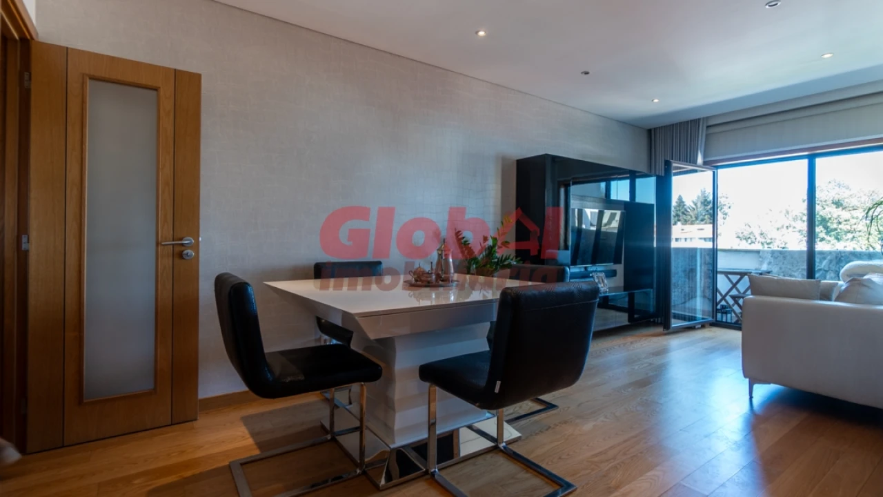 Apartamento T2 para Venda em Viseu Foto 2