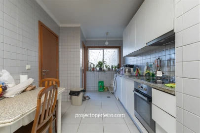 Apartamento T3 para Venda em São Felix da Marinha