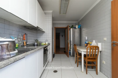 Apartamento T3 para Venda em São Felix da Marinha