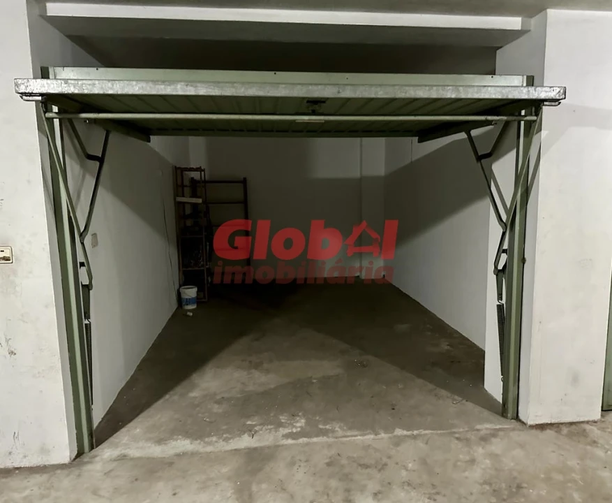 Garagem para Venda em Viseu Foto 1