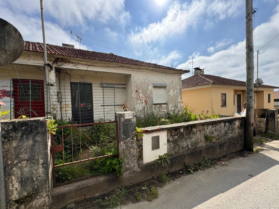 Moradia T0 para Venda em São Martinho da Gandara Foto 6