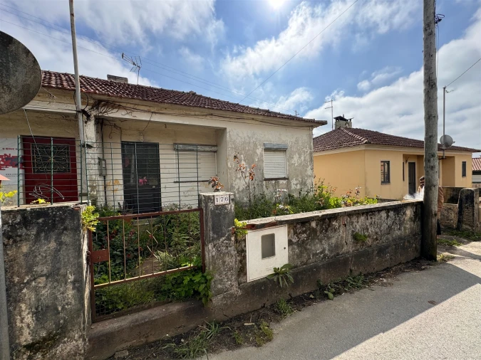 Moradia T0 para Venda em São Martinho da Gandara Foto 6