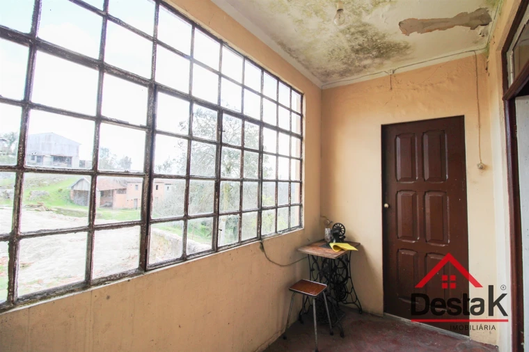 Moradia T4 para Venda em Sul Foto 21