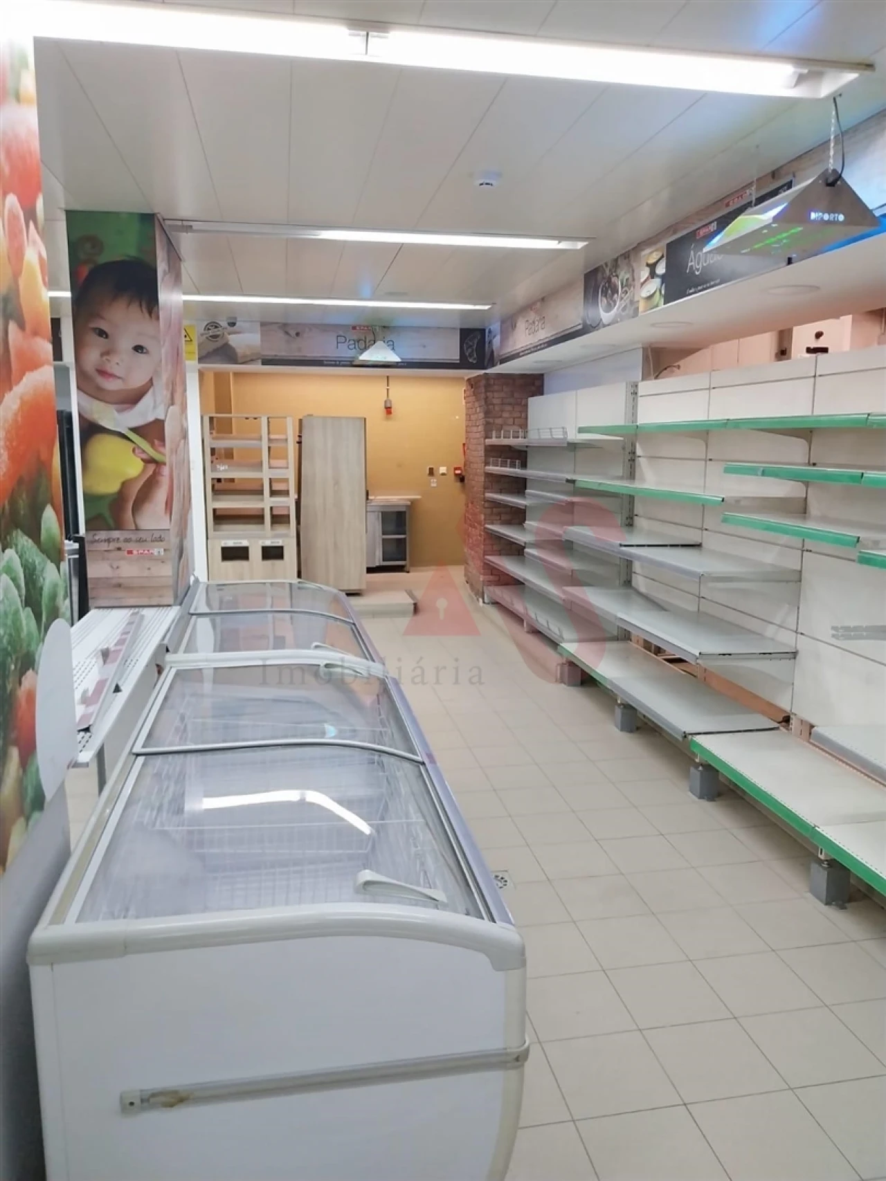 Loja para Arrendamento em Almada, Cova da Piedade, Pragal e Cacilhas Foto 5