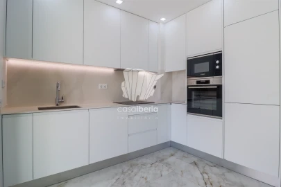 Apartamento T2 para Venda em Lagos (São Sebastião e Santa Maria)
