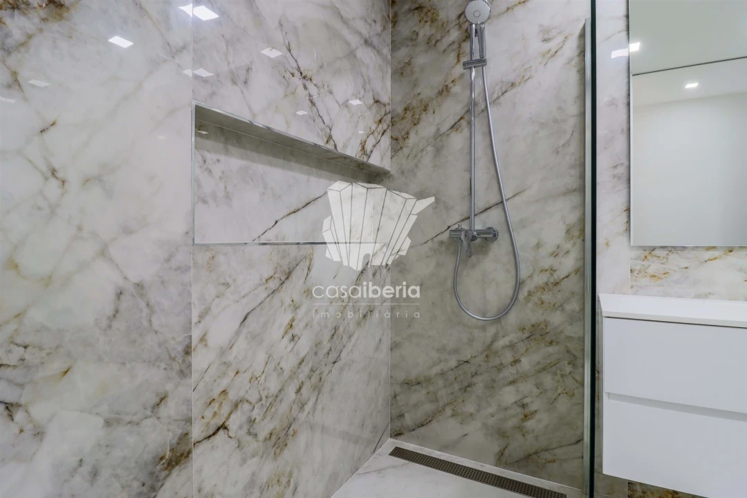 Apartamento T2 para Venda em Lagos (São Sebastião e Santa Maria) Foto 12