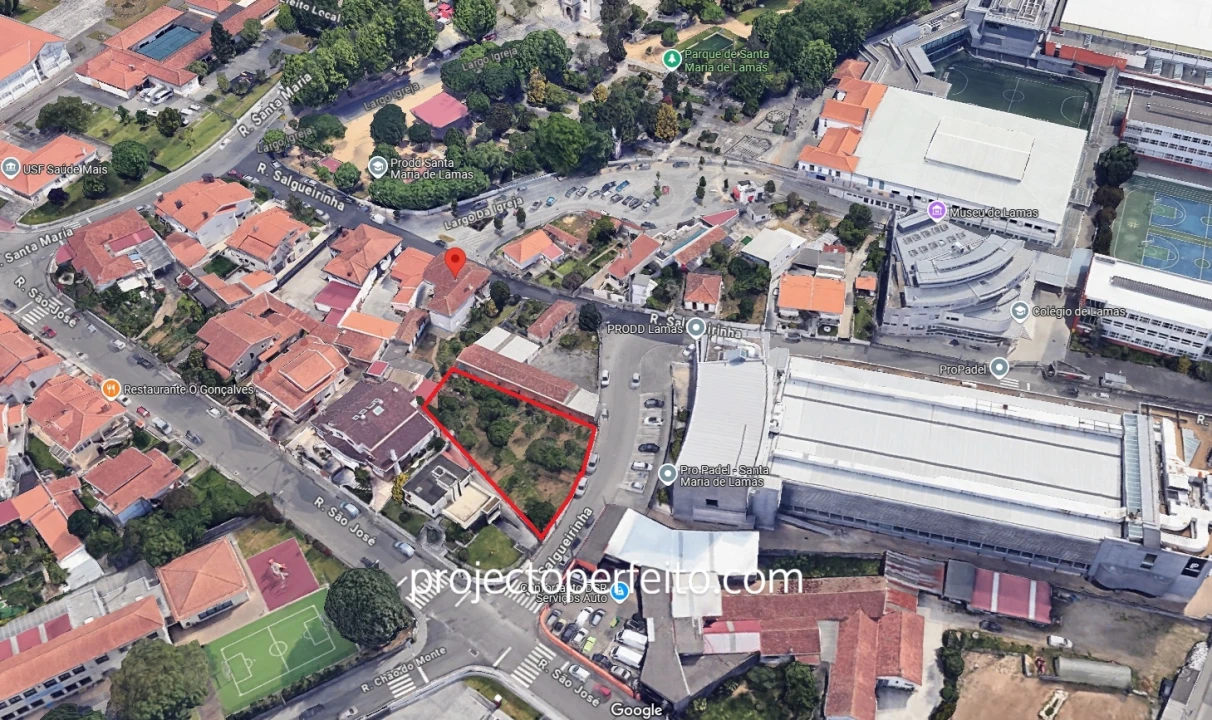 Terreno para Venda em Santa Maria de Lamas Foto 2