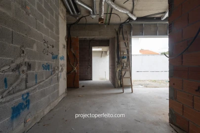 Moradia T4 para Venda em Canidelo