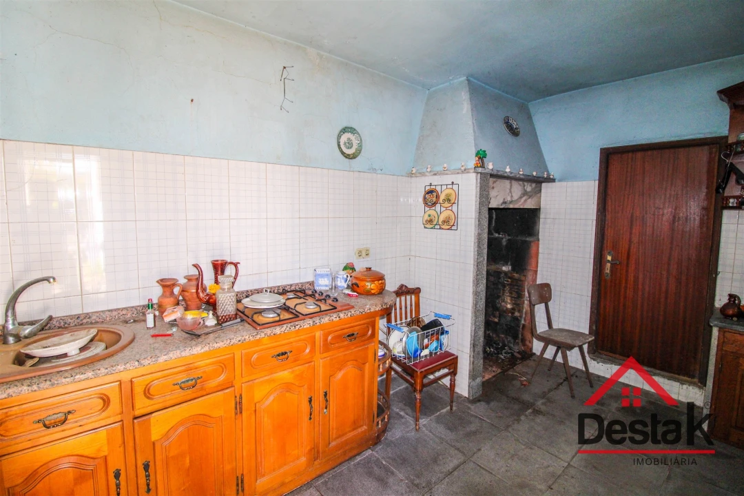 Moradia T6 para Venda em São Pedro do Sul, Várzea e Baiões Foto 5