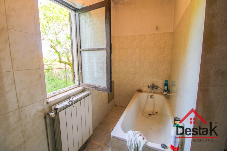 Moradia T6 para Venda em São Pedro do Sul, Várzea e Baiões Foto 9