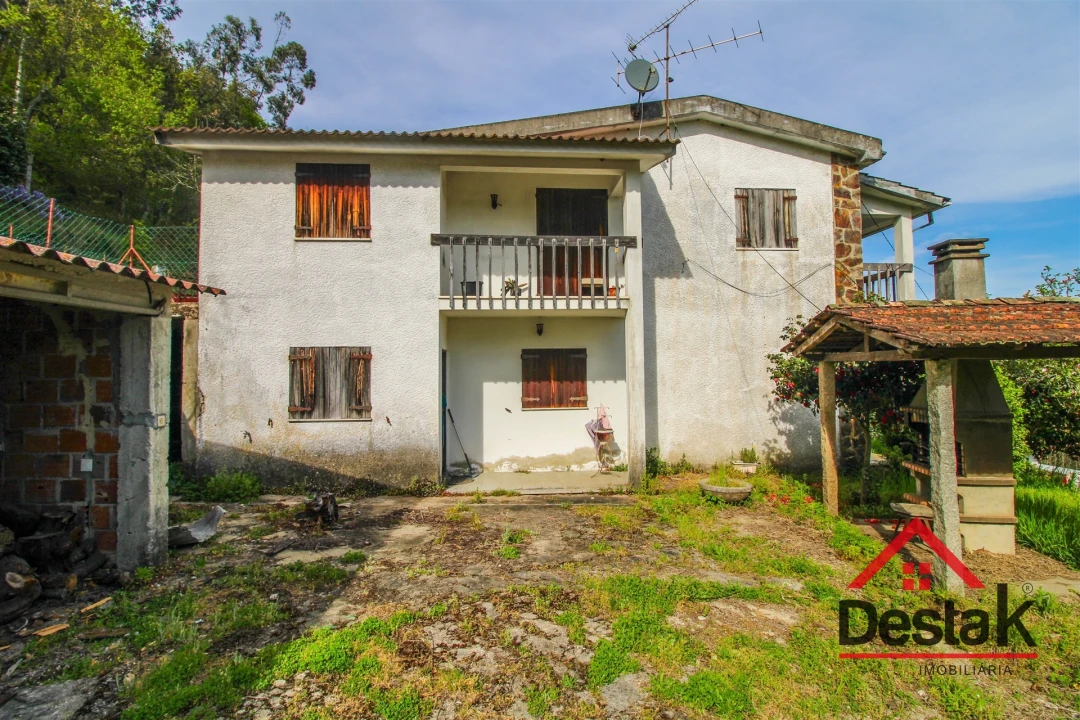 Moradia T6 para Venda em São Pedro do Sul, Várzea e Baiões Foto 1