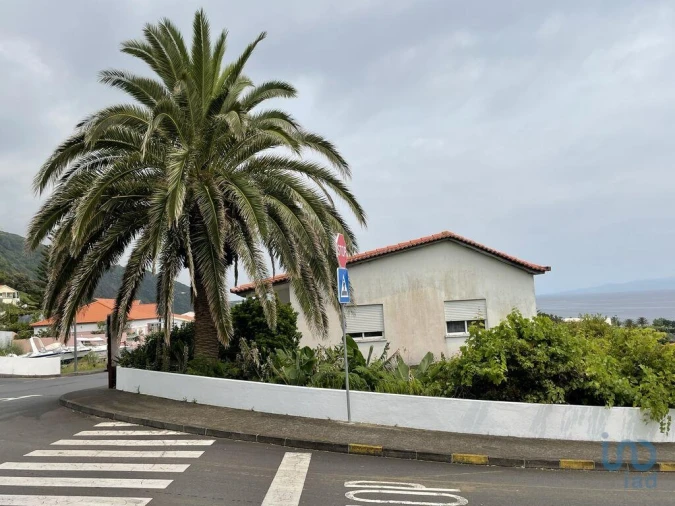 Moradia T4 para Venda em Velas (São Jorge) Foto 14