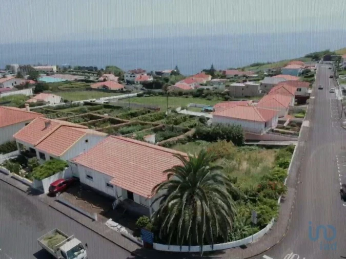 Moradia T4 para Venda em Velas (São Jorge) Foto 3