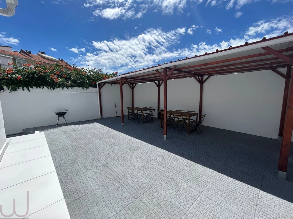 Moradia T9 para Venda em Ajuda Foto 12
