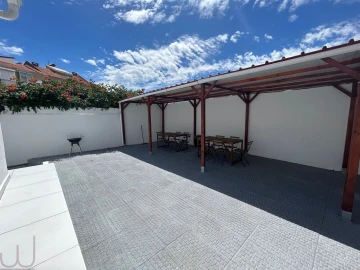Moradia T9 para Venda em Ajuda