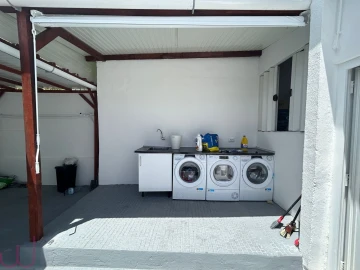 Moradia T9 para Venda em Ajuda