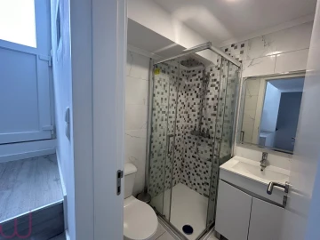 Moradia T9 para Venda em Ajuda