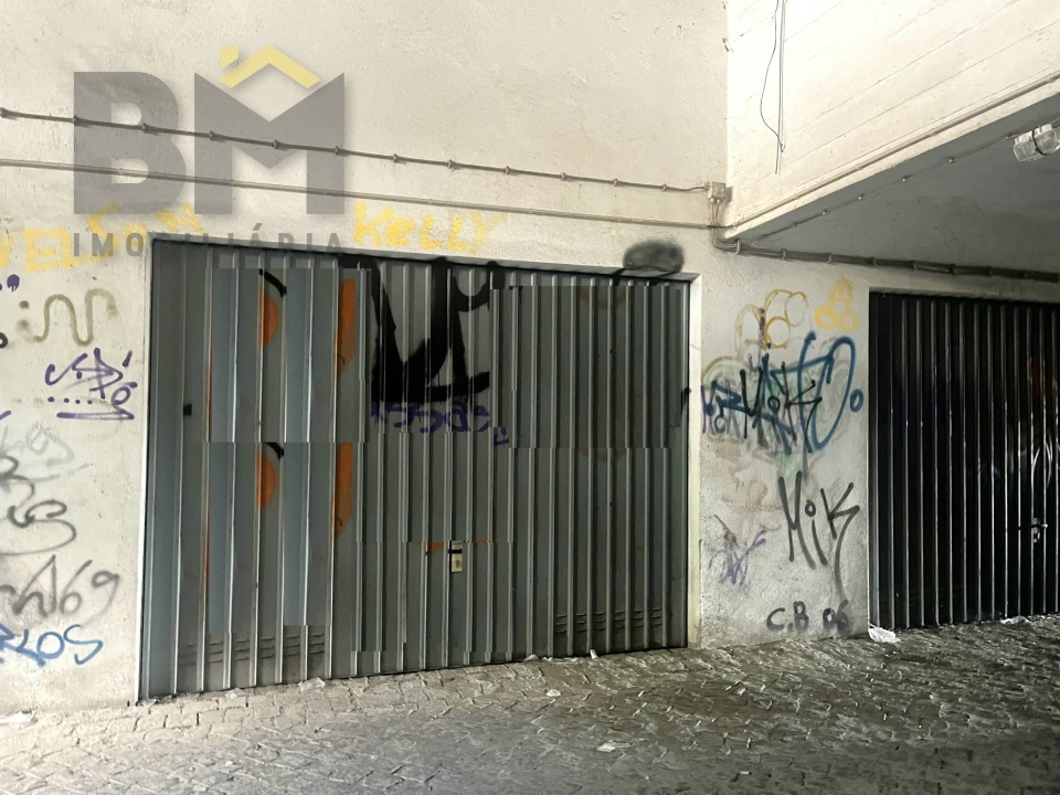 Garagem para Venda em Castelo Branco Foto 3