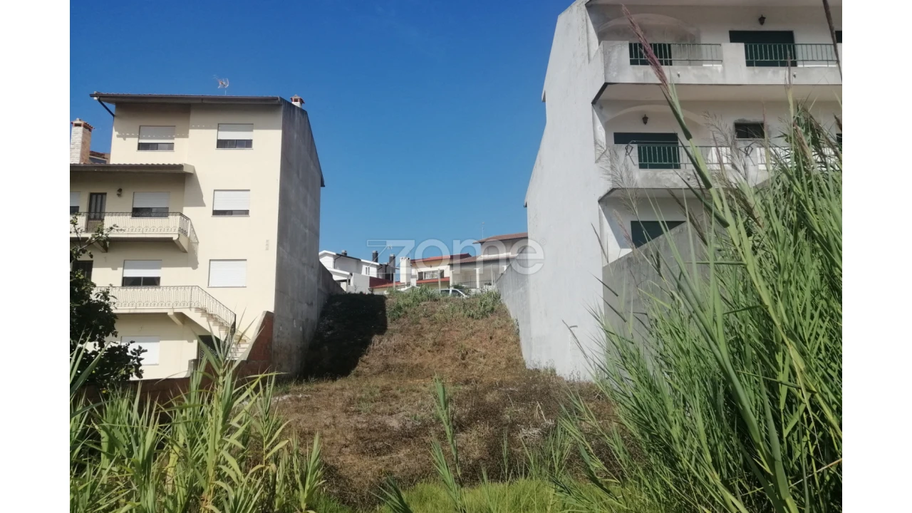 Terreno para Venda em Buarcos Foto 2