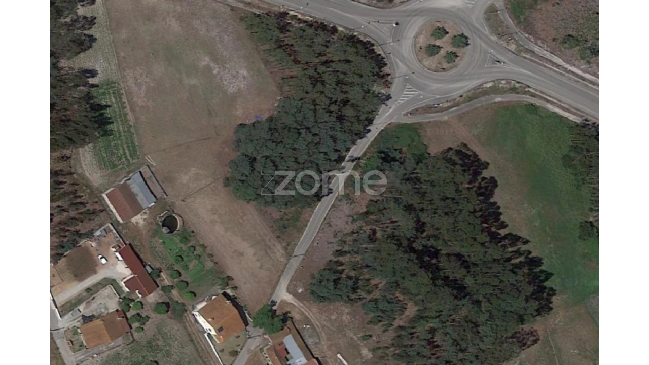 Terreno para Venda em Sanguinheira Foto 3