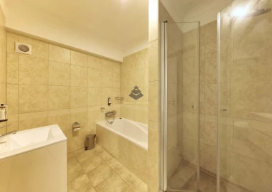 Apartamento T1 para Venda em Estômbar e Parchal